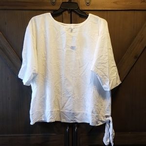 Maurices floral embossed side tie top